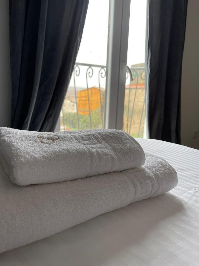 Casa Iulia Hotell Haro Exteriör bild
